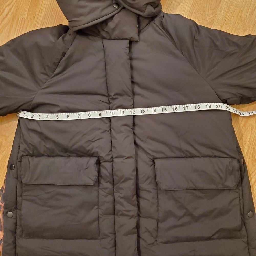 Halogen Animal Contrast Puffer Coat - Picture 11 of 15